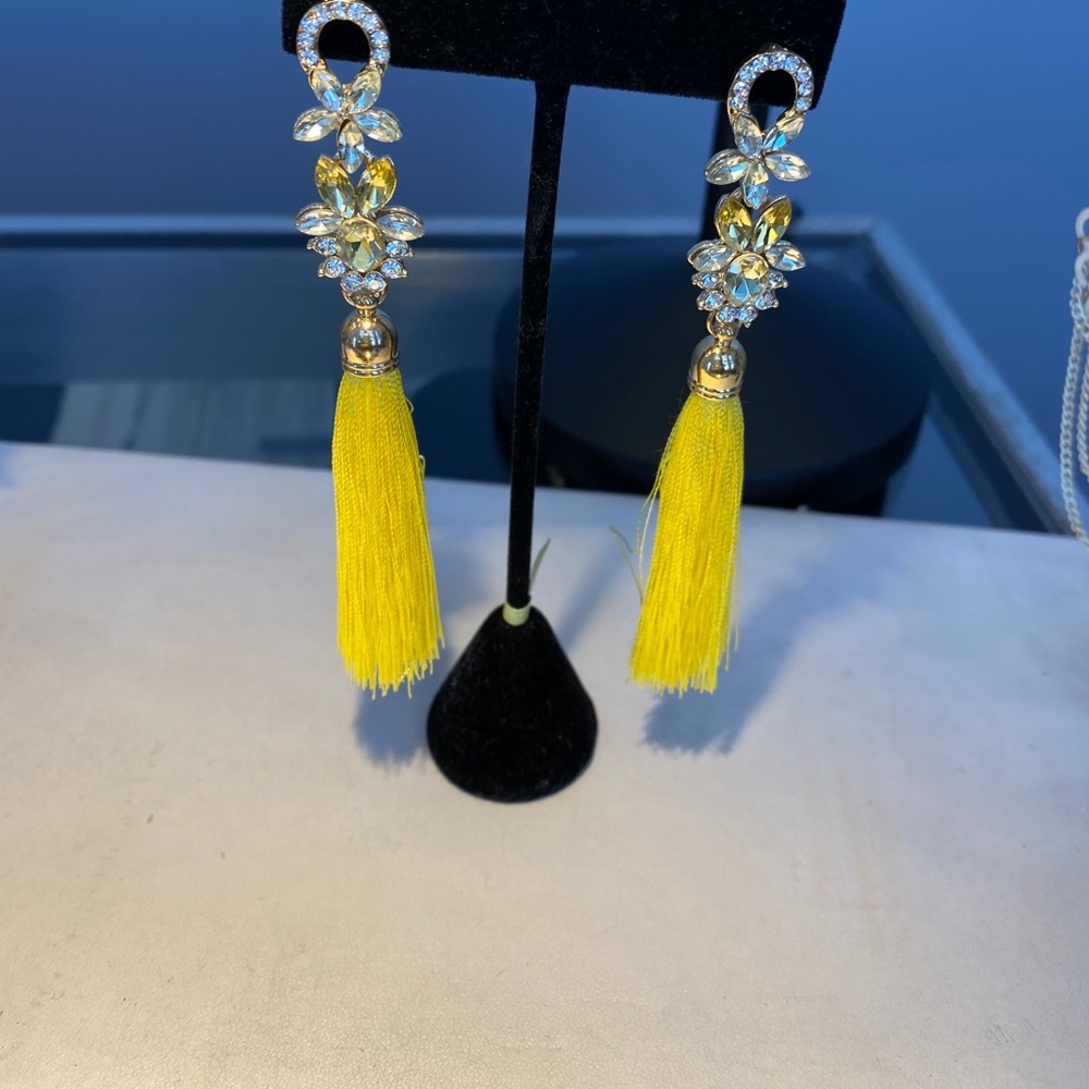 Yellow fringed earrings